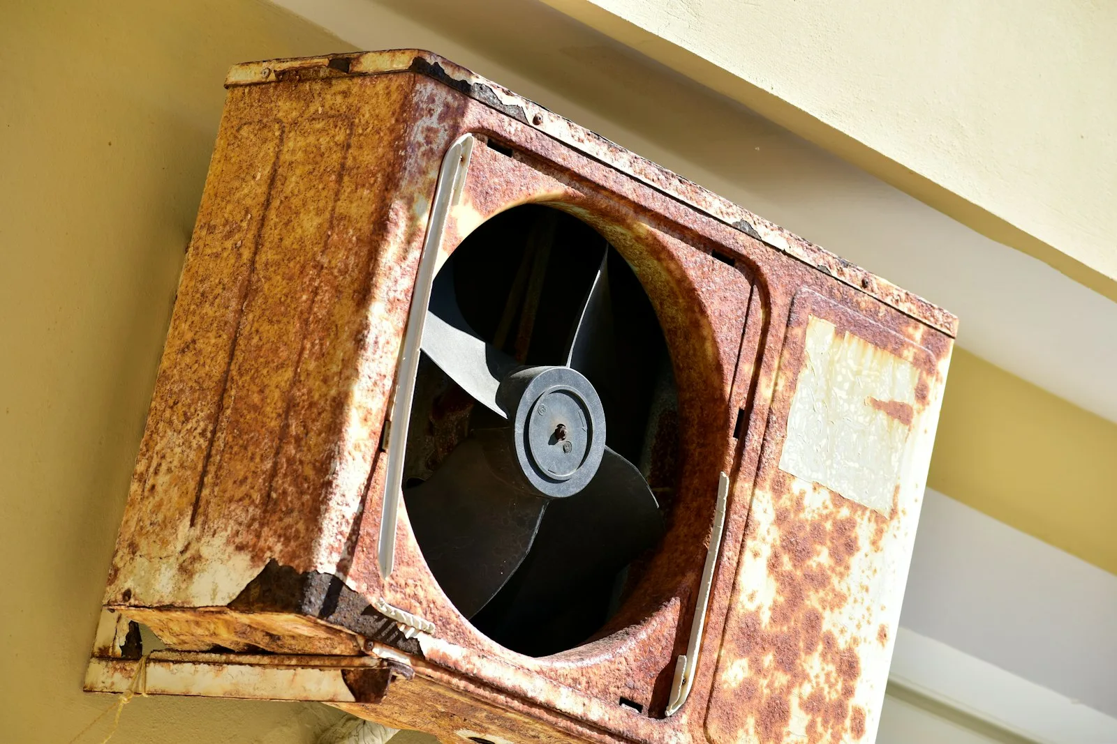 Your AC Just Died. Here's What to Actually Do Before You Panic-Call