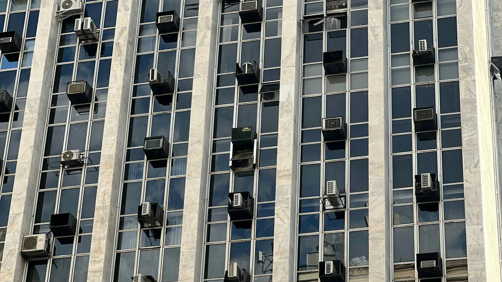 Keeping Cool in a City That Rarely Gives Your AC a Break